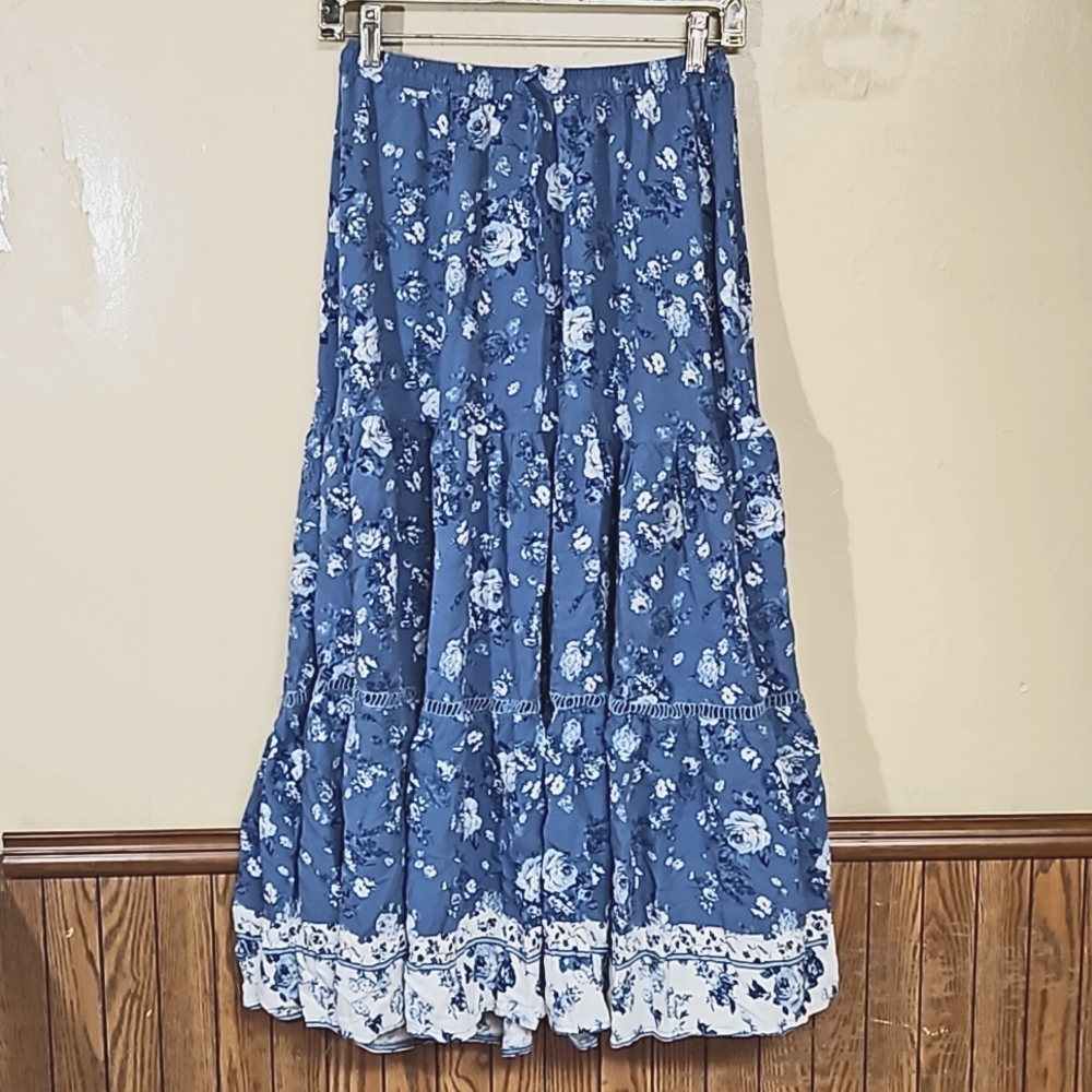Shareen Blue Floral Skirt 10